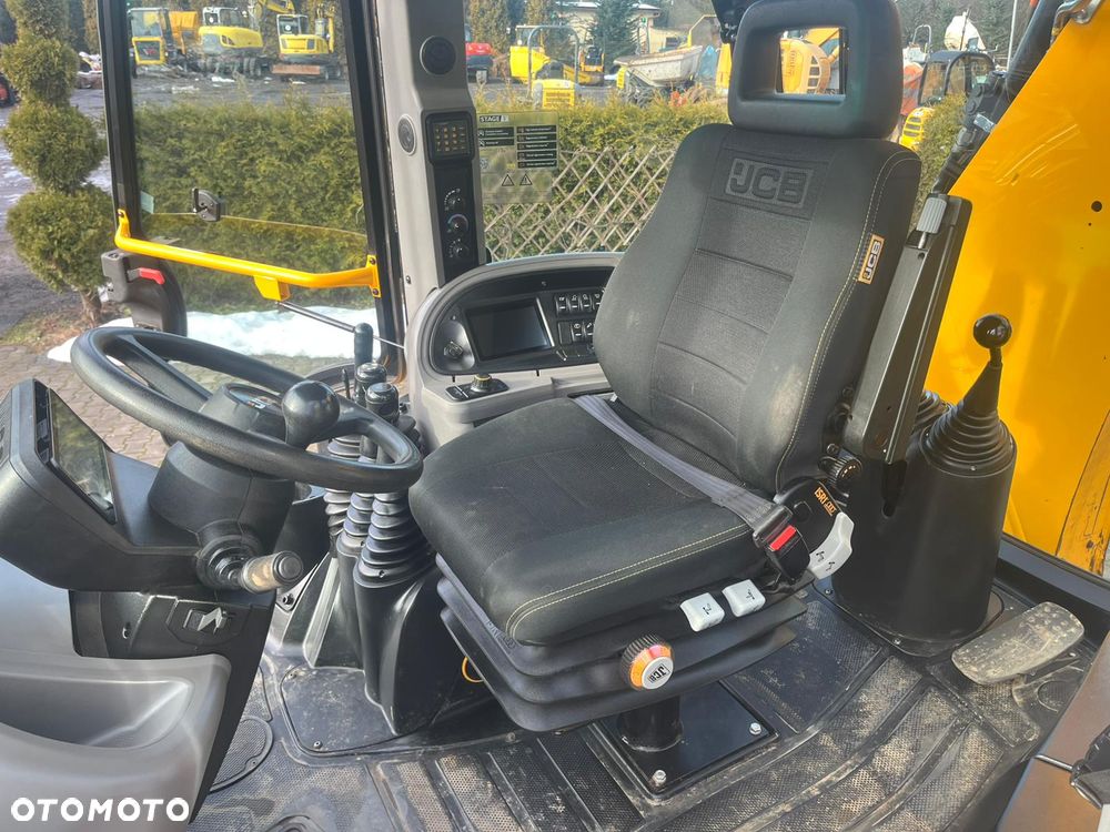 JCB 3CX 2300mtg - 17