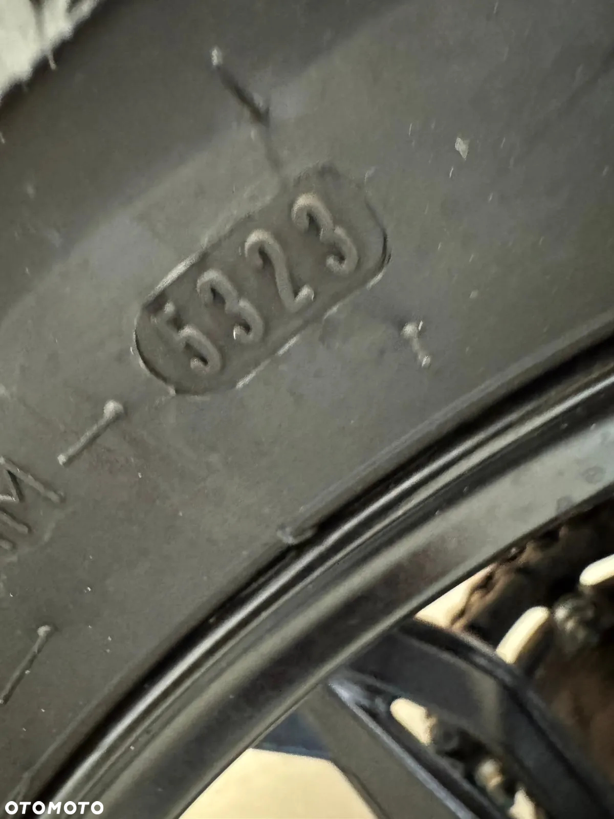 BMW G - 7