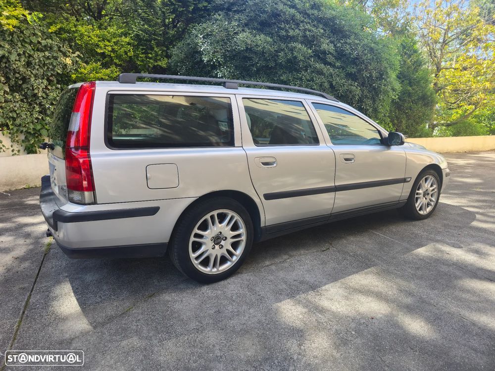 Volvo V70 2.4 D5 - 8