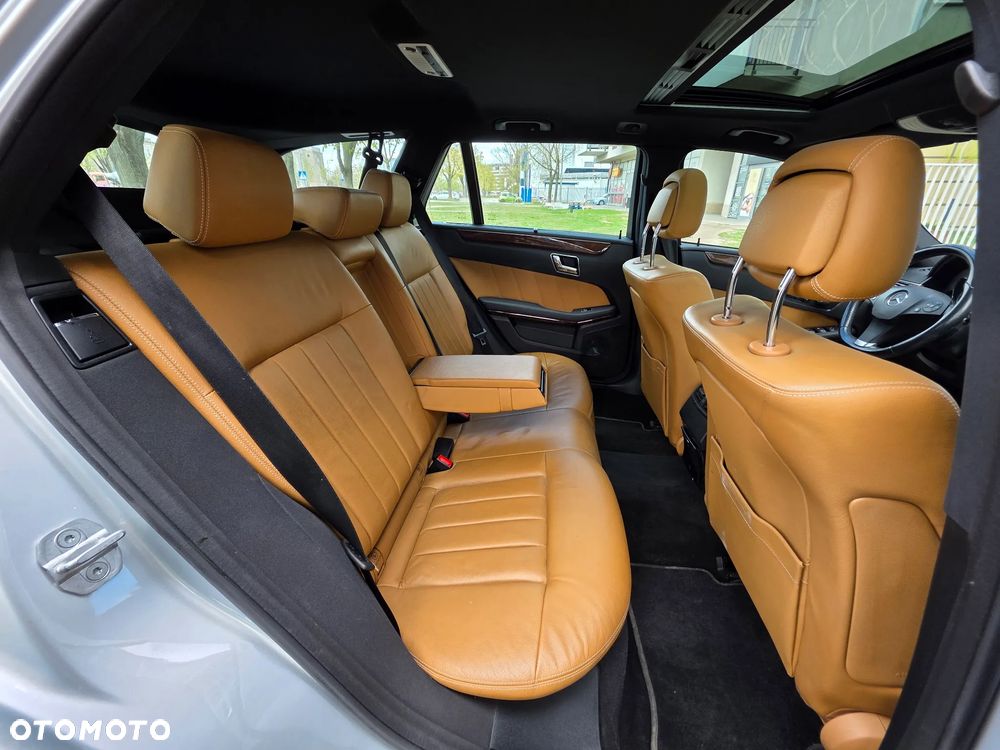 Mercedes-Benz Klasa E 350 4Matic Avantgarde Sport Edition AMG - 32