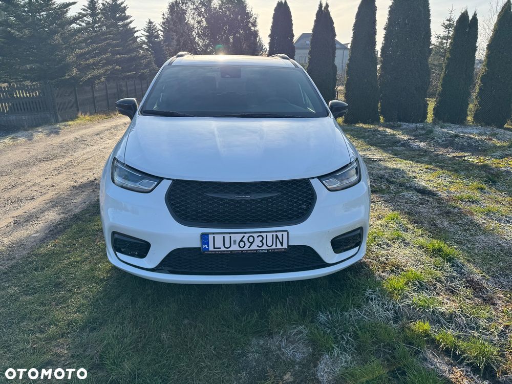 Chrysler Pacifica - 13