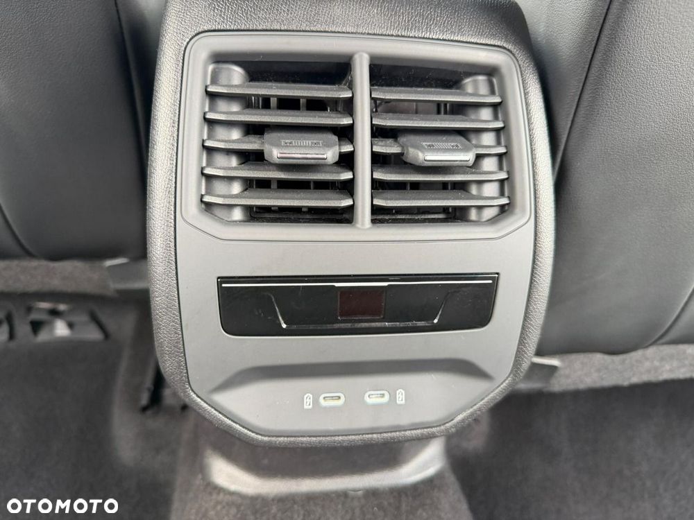 Cupra Formentor 1.4 e-Hybrid VZ DSG - 34