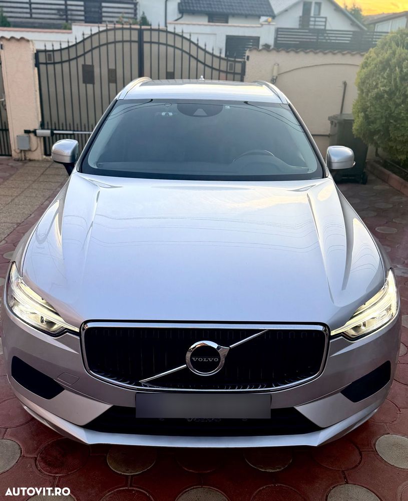 Volvo XC 60 B4 MHEV Momentum Pro - 2