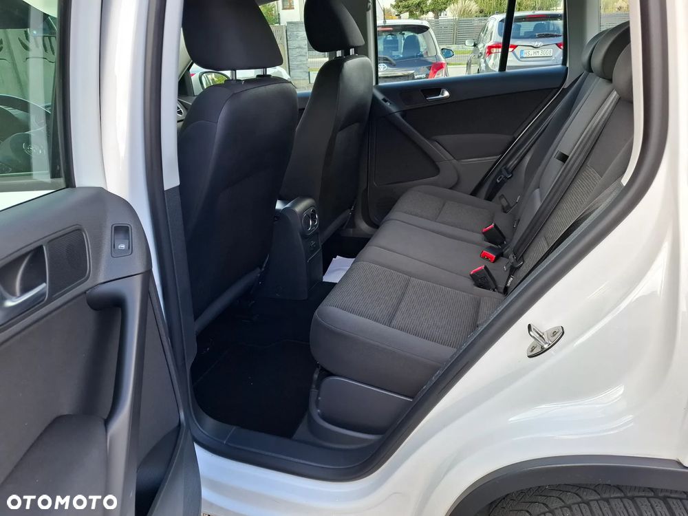Volkswagen Tiguan - 11