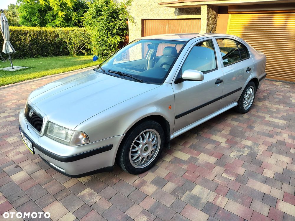 Skoda Octavia - 1
