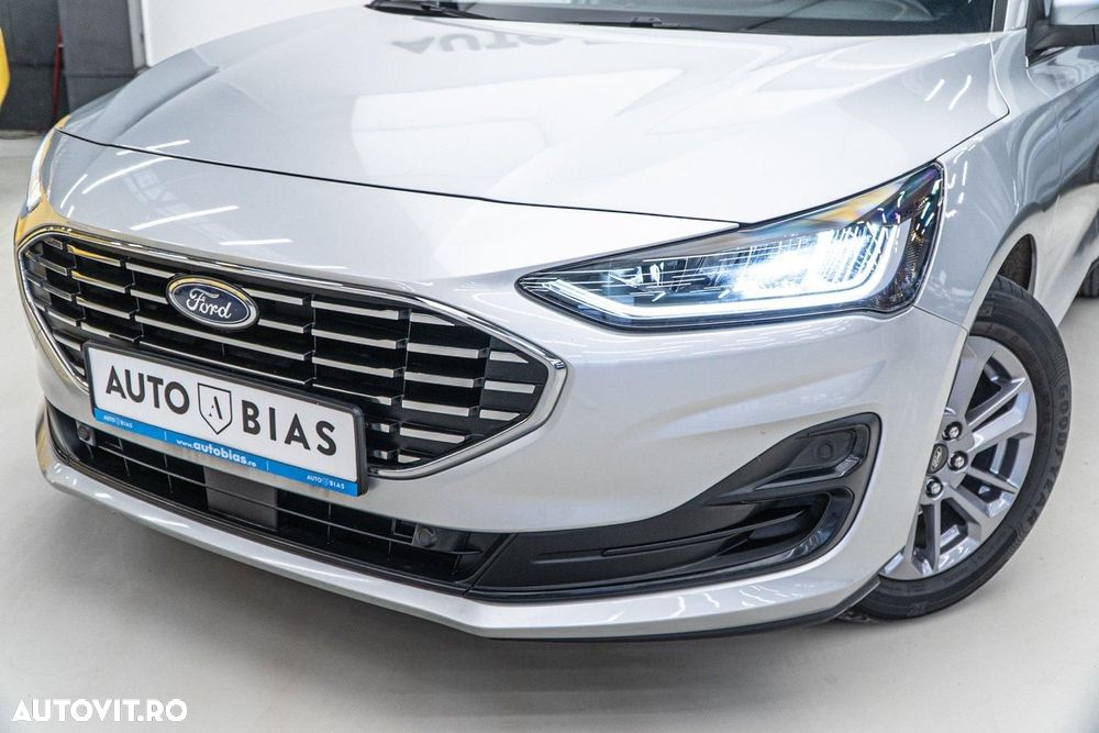 Ford Focus 1.0 EcoBoost MHEV Titanium - 9