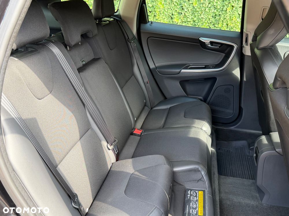 Volvo XC 60 - 11