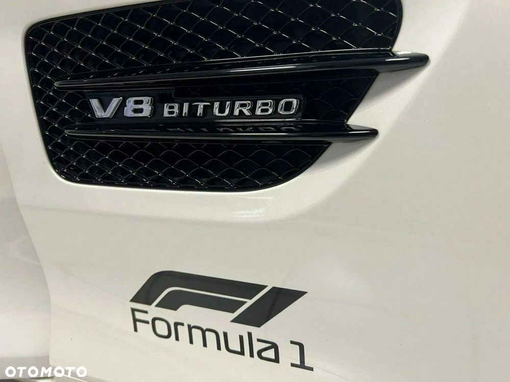 Mercedes-Benz AMG GT - 21