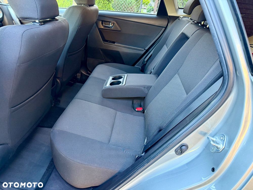 Toyota Auris 1.6 Premium Start - 12