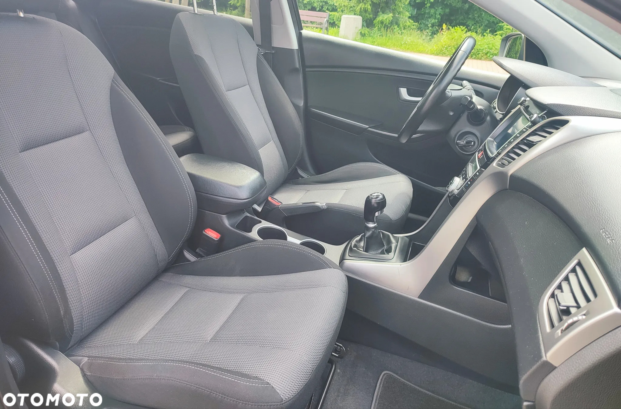 Hyundai i30 1.6 CRDi BlueDrive Go - 26