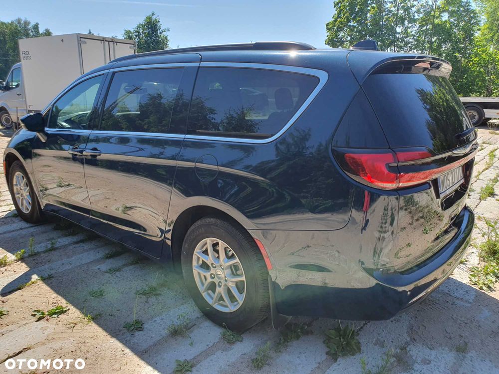 Chrysler Pacifica - 3