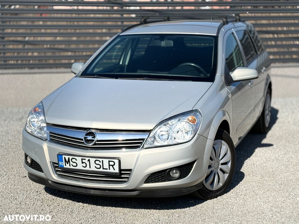 Opel Astra Caravan 1.6 16V Comfort - 1