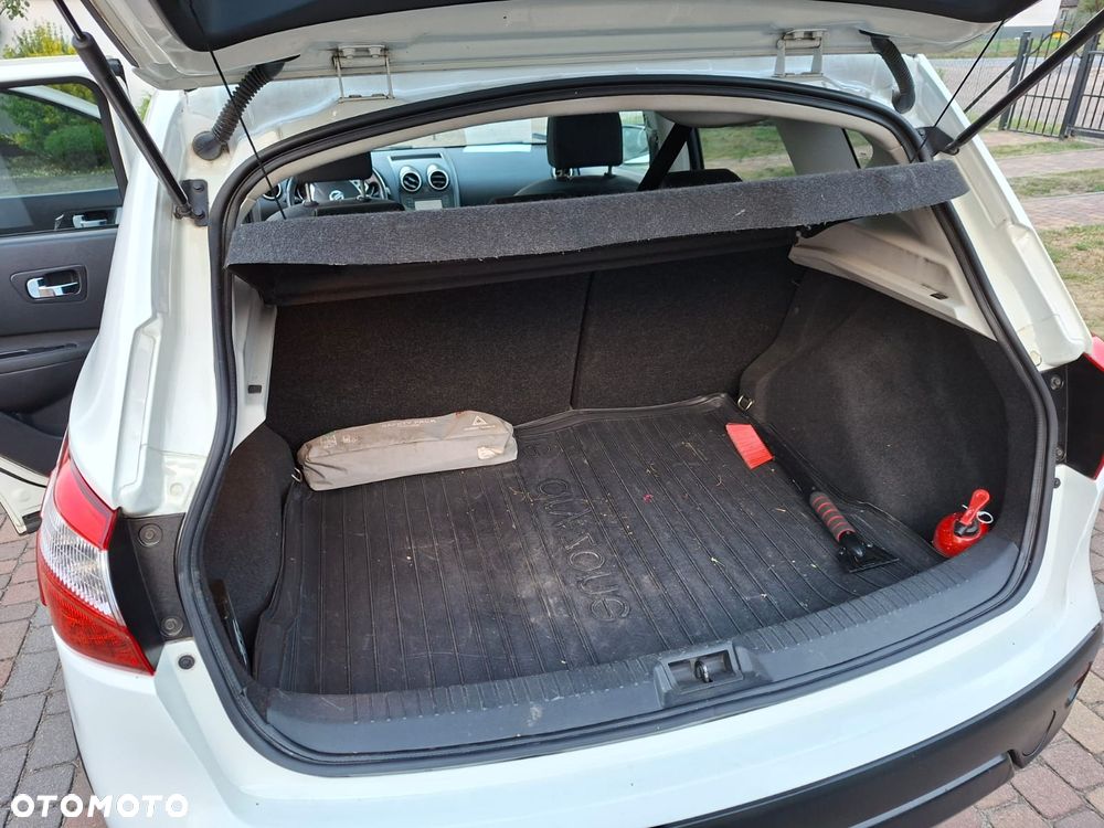 Nissan Qashqai 2.0 dCi DPF tekna - 2