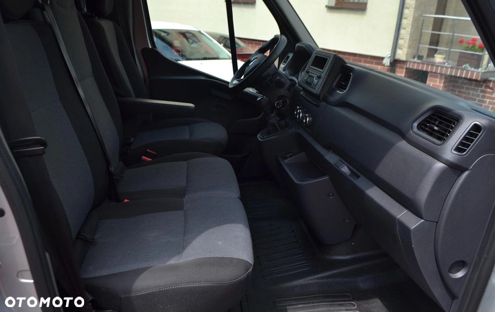 Renault Master L2H2 - 11