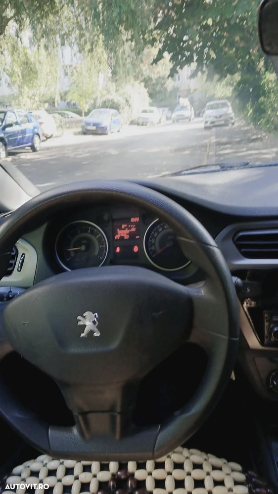 Peugeot 301 1.6 BlueHDI FAP Active - 5