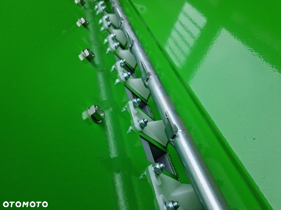 Siewnik rzędowy uniwersalny zbożowy stopkowy talerzowy Scorpius Bomet - 6