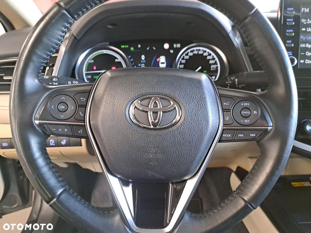 Toyota Camry 2.5 Hybrid Executive CVT - 28