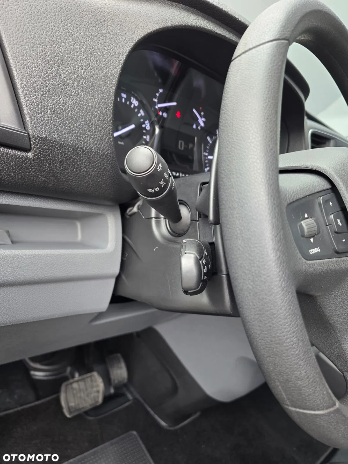 Peugeot EXPERT - 9