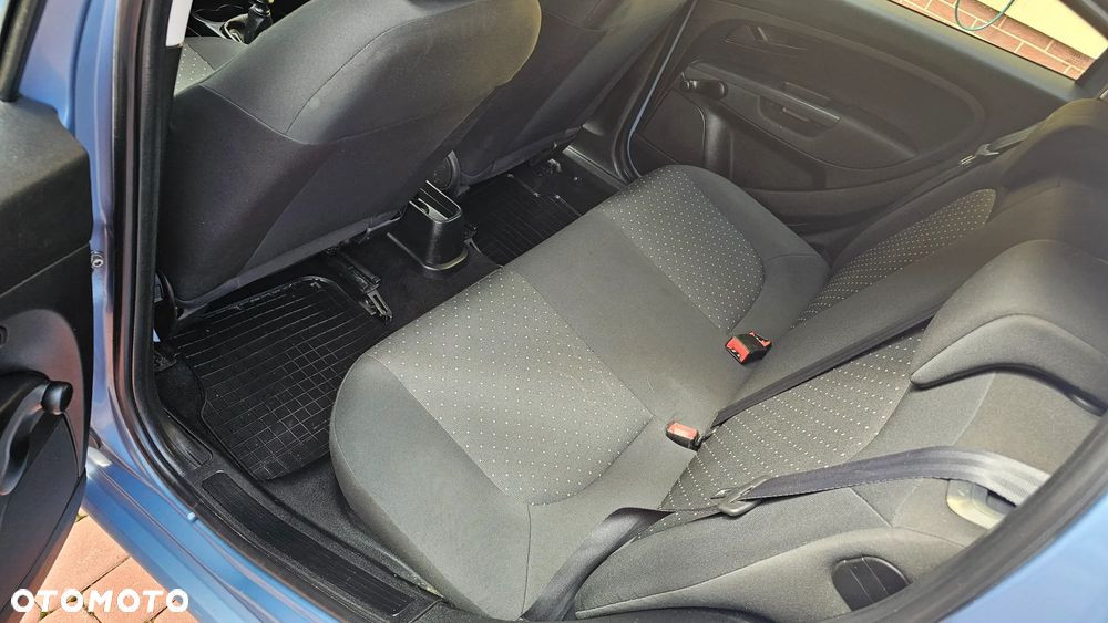 Fiat Grande Punto Actual 1.2 8V Estiva - 9