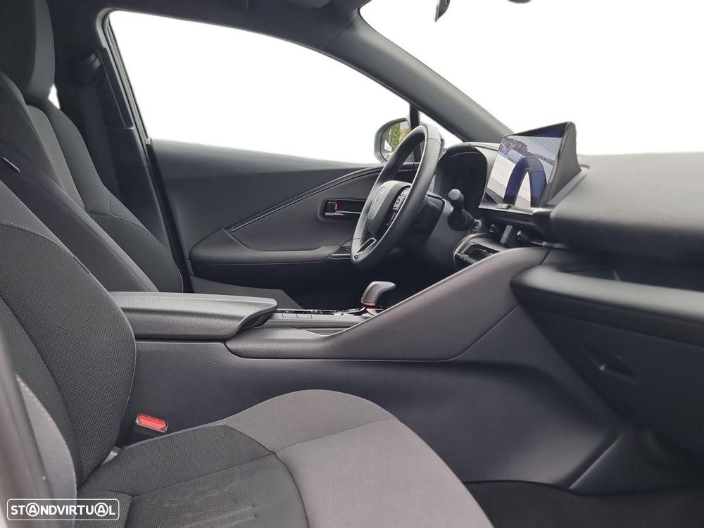 Toyota C-HR — fotografia 6