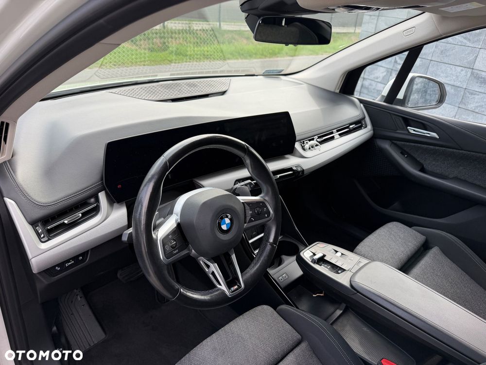 BMW Seria 2 218d sport - 9