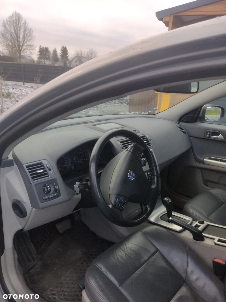 Volvo S40 2.0D DPF Powershift Summum - 5