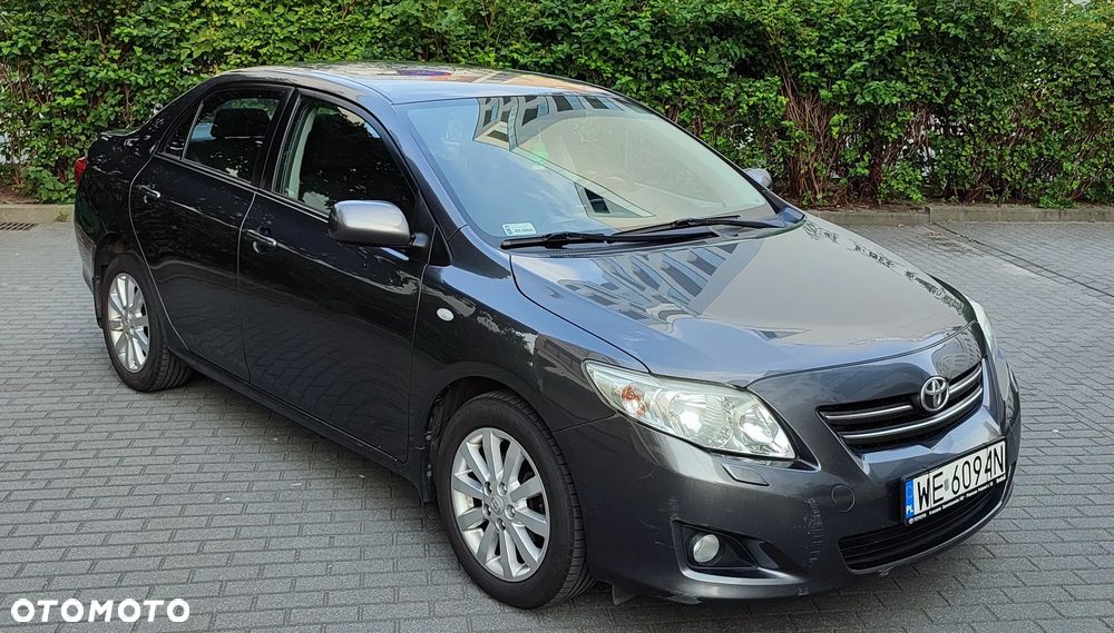 Toyota Corolla 1.6 VVT-i Luna - 2