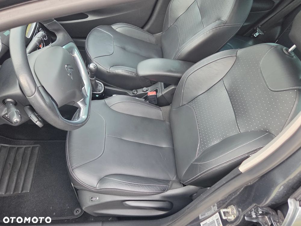Citroën C3 Pure Tech (VTi) 82 Exclusive - 17
