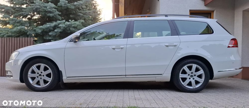 Volkswagen Passat 2.0 TDI DPF DSG Comfortline - 27
