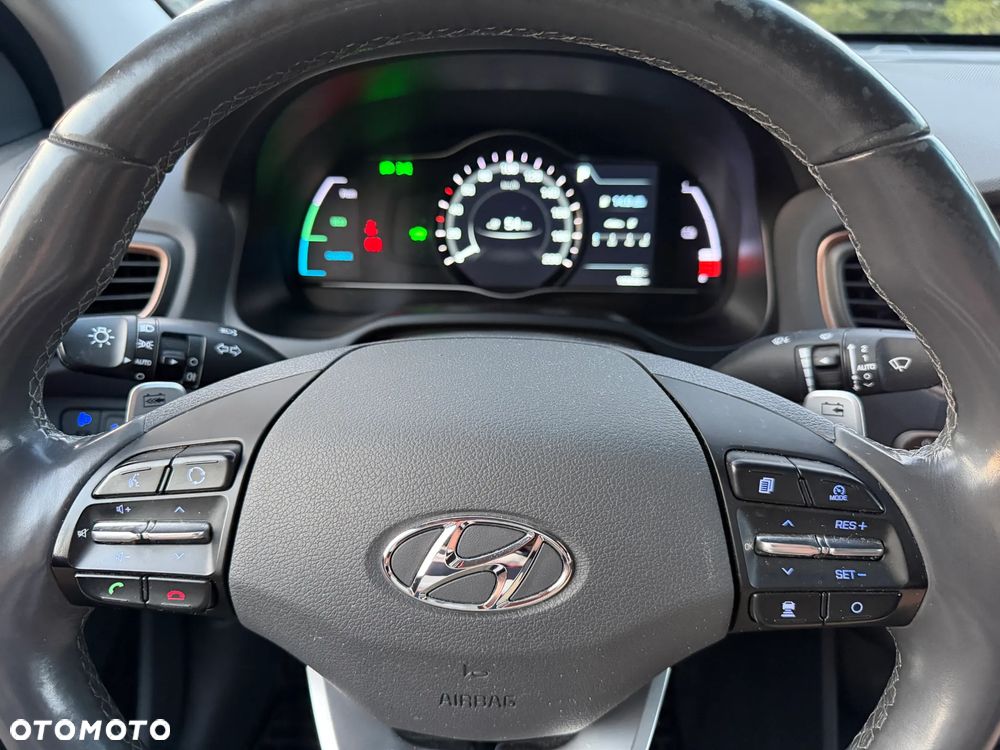 Hyundai IONIQ - 14
