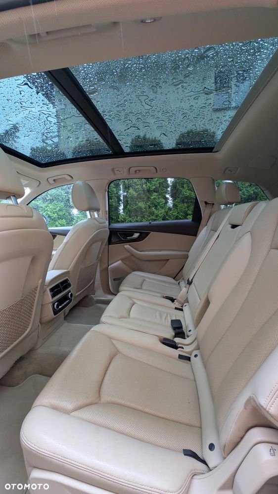 Audi Q7 - 8