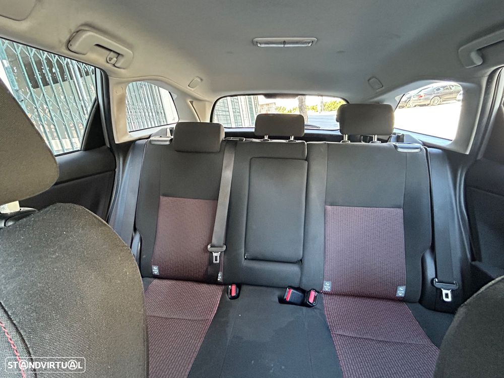 Toyota Auris Touring Sports 1.4 D-4D Com+P.Sport +Navi - 13