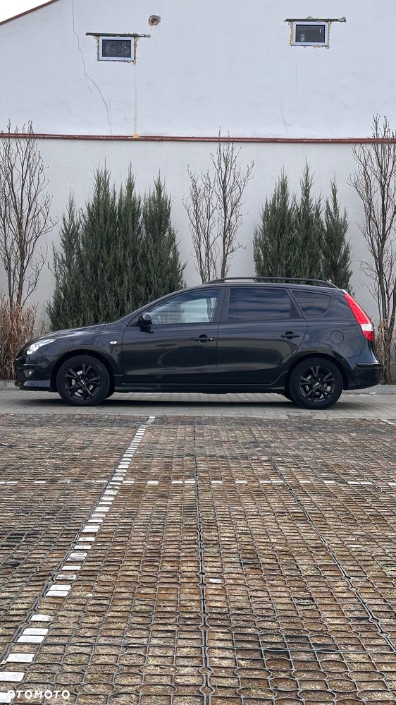 Hyundai i30 1.4 Comfort EU5 - 14