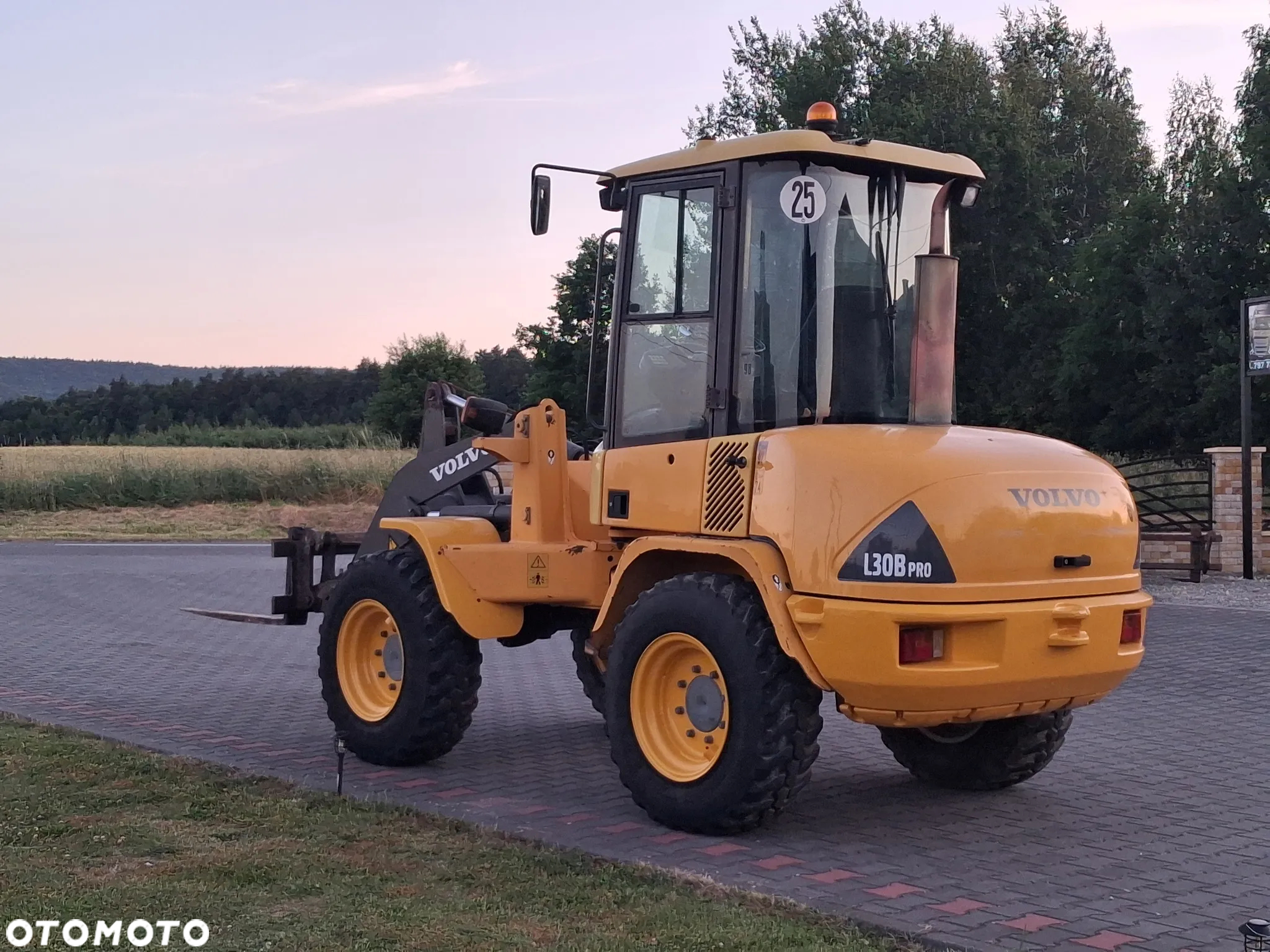 Volvo L30B  Maszyna sprowadzona  5200Mth - 5