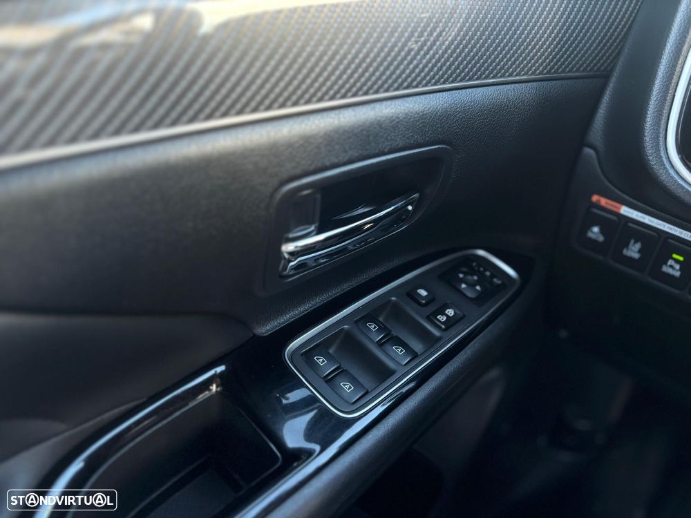 Mitsubishi Outlander 2.0 Intense Navi - 15
