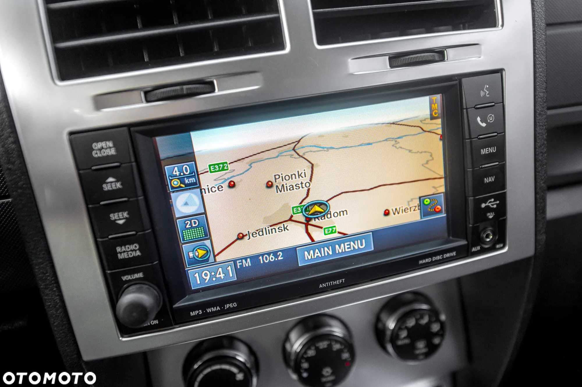 Dodge Nitro 2.8 CRD RT - 28