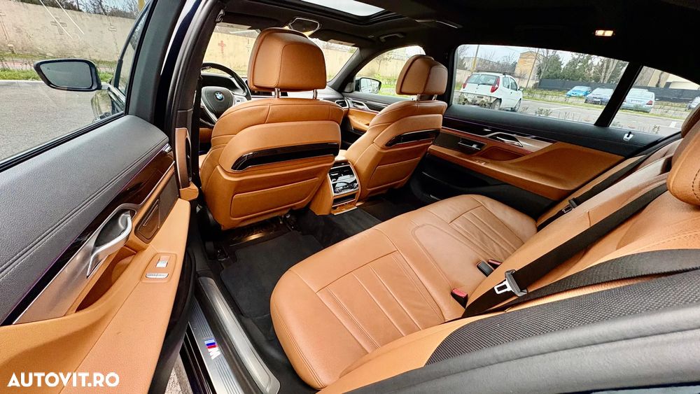 BMW Seria 7 740Li - 14