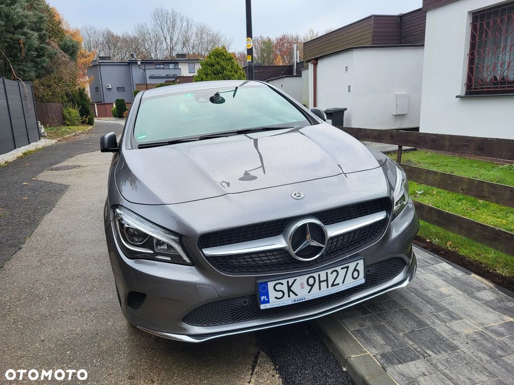 Mercedes-Benz CLA 180 UrbanStyle Edition - 2