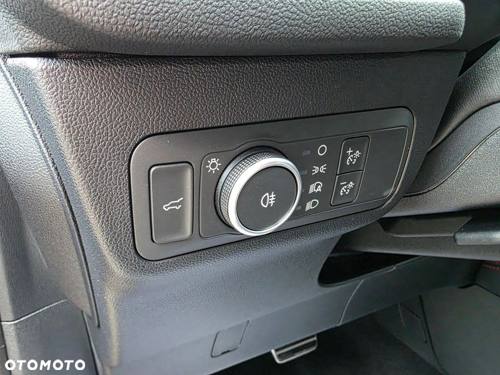 Ford Kuga - 14