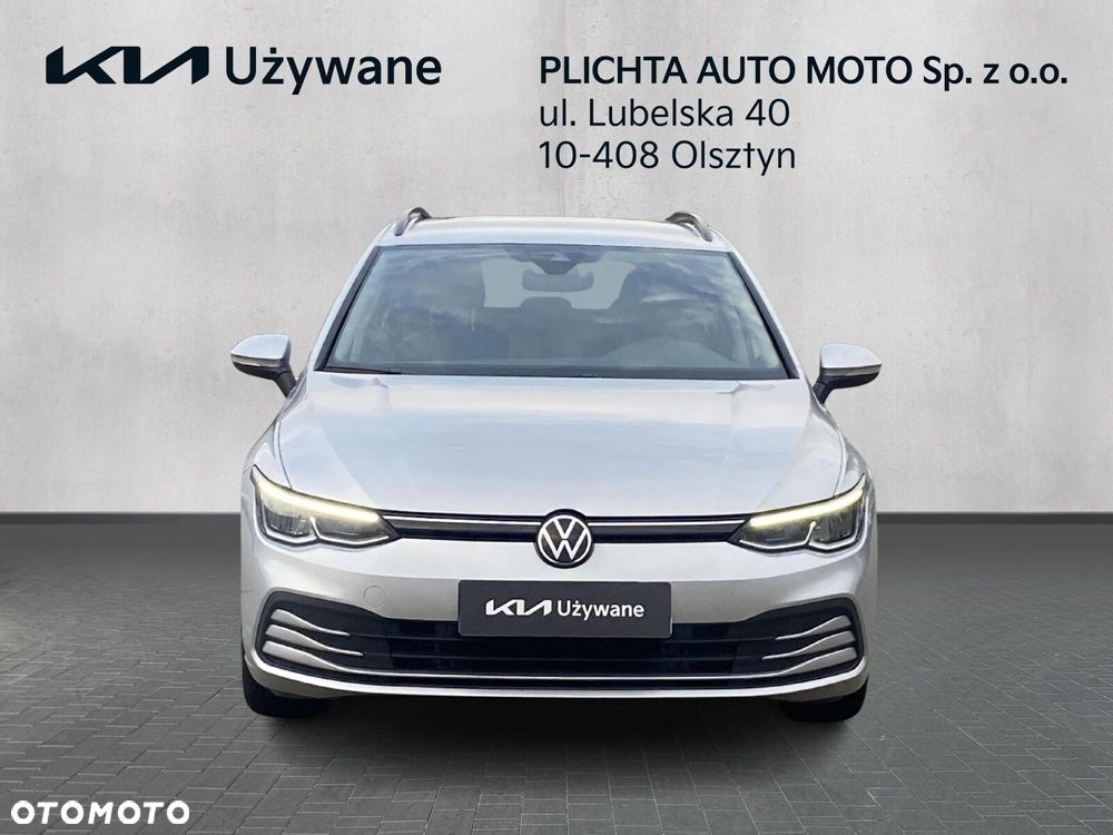 Volkswagen Golf - 8