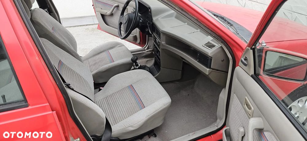 Opel Kadett E 1.4 CS - 3