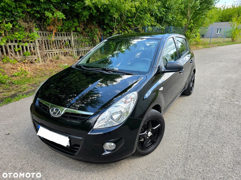 Hyundai i20 1.2 FIFA WM Edition - 1