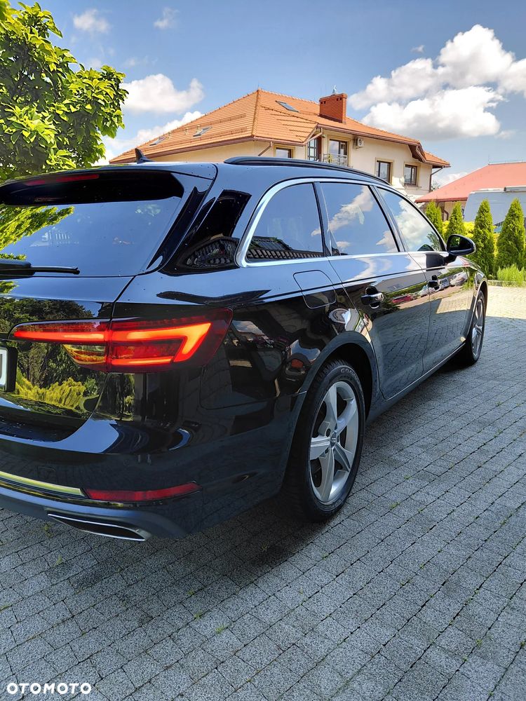 Audi A4 Avant 40 TFSI mHEV S tronic - 4