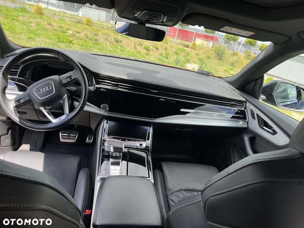 Audi SQ8 - 14