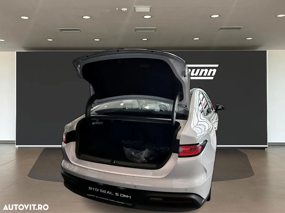 Byd Seal 5 DM-i PHEV Design - 7