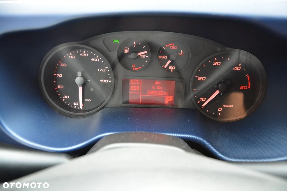 Iveco Daily 35C14 - 3