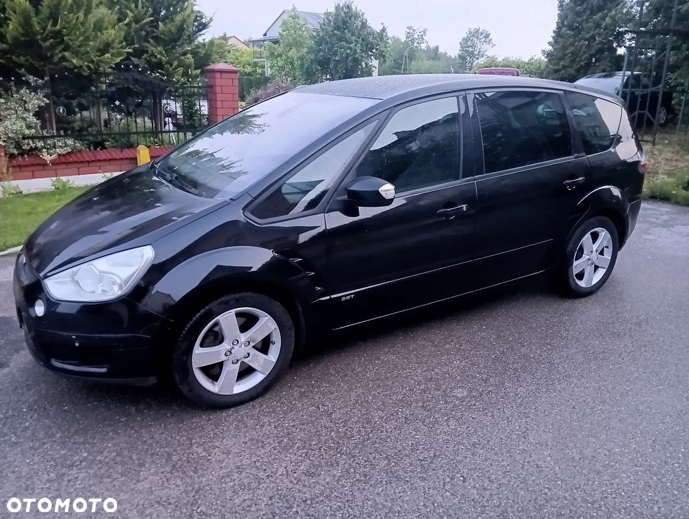 Ford S-Max 2.5 Titanium - 32