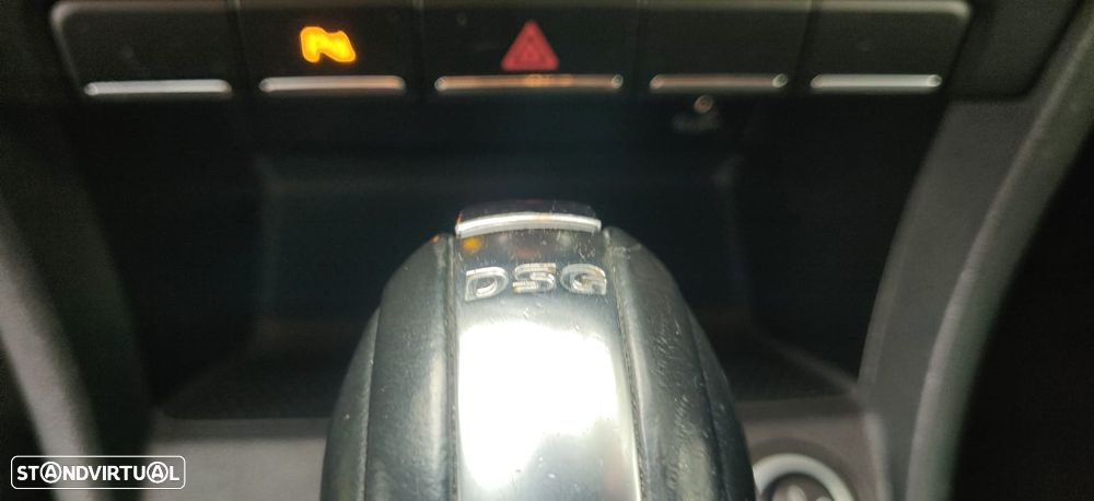 VW New Beetle 2.0 TSI Sport DSG - 40