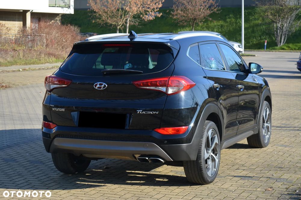 Hyundai Tucson 2.0 CRDI BlueDrive Comfort 2WD - 28