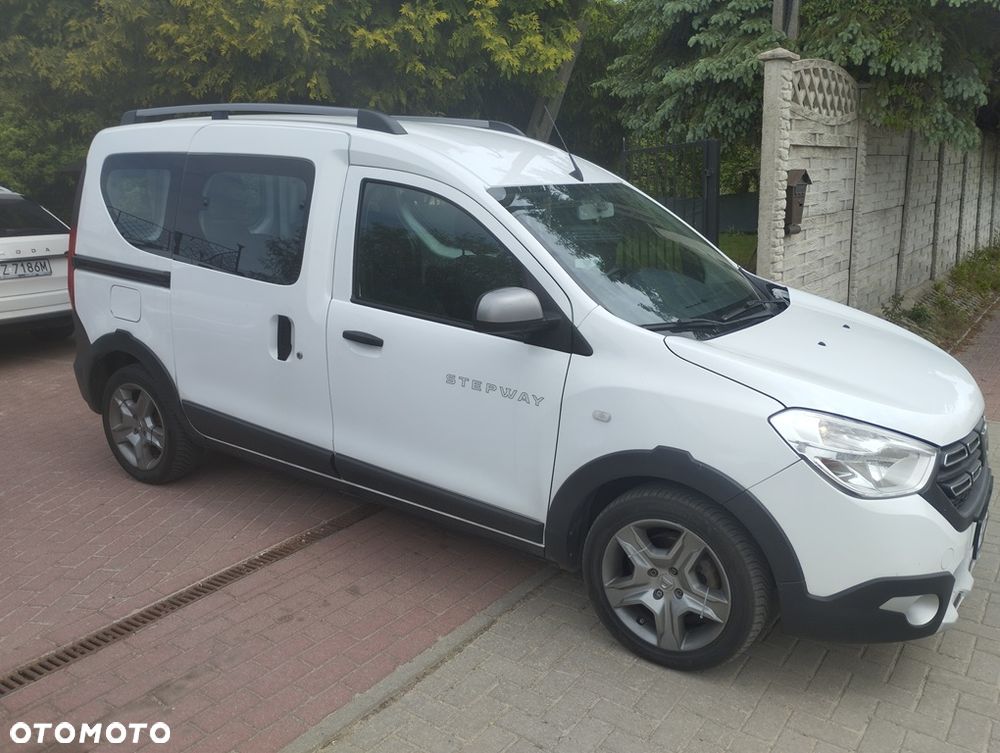 Dacia Dokker 1.5 Blue dCi Stepway - 1